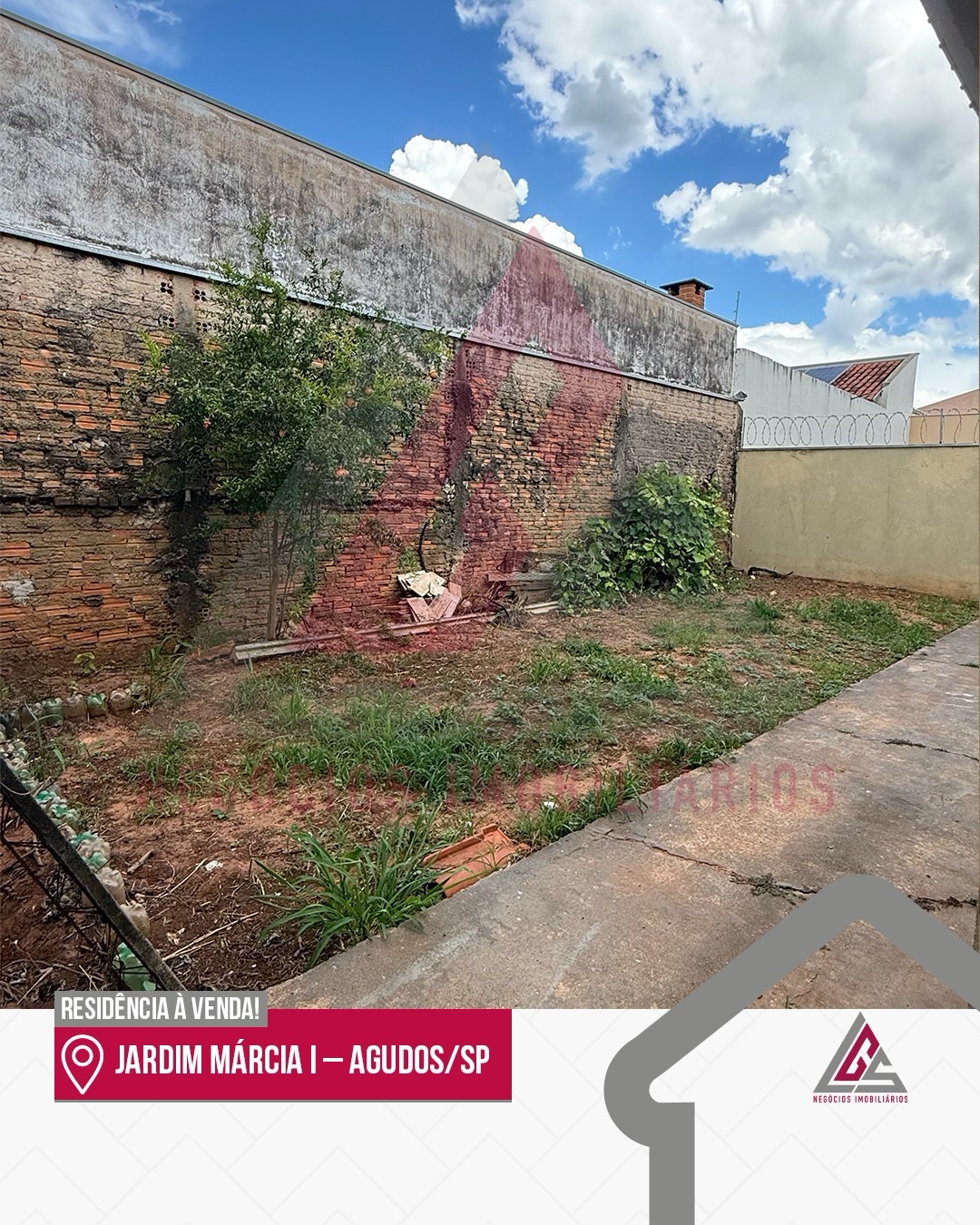 Casa à venda por R$640.000,00 no Bairro Jardim Marcia I em Agudos/SP