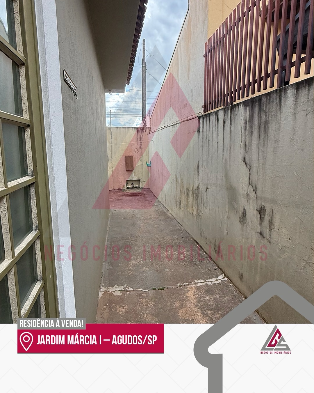 Casa à venda por R$640.000,00 no Bairro Jardim Marcia I em Agudos/SP