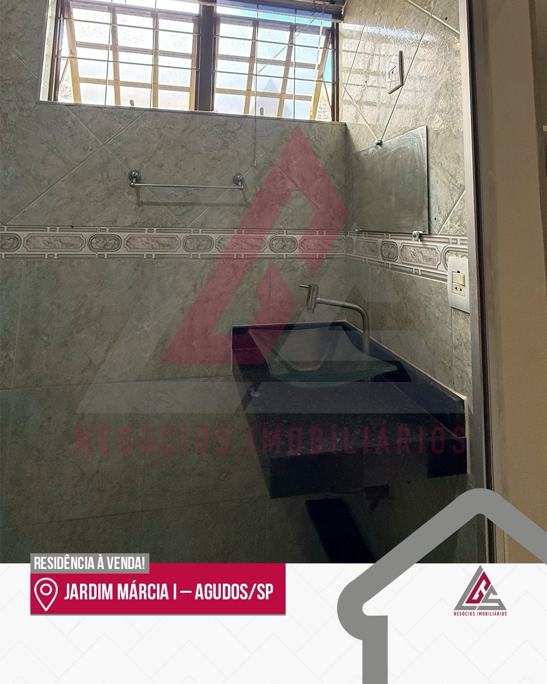 Casa à venda por R$640.000,00 no Bairro Jardim Marcia I em Agudos/SP