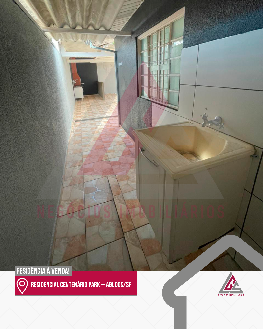 Casa à venda com piscina no Centenário Park